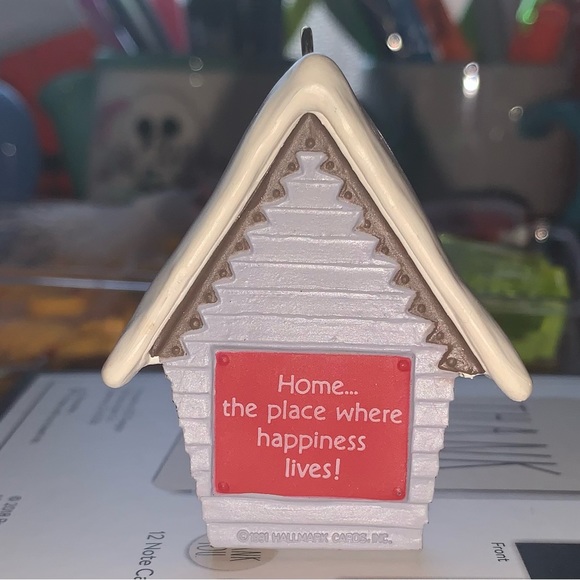 Hallmark keepsake ornament - Picture 2 of 6